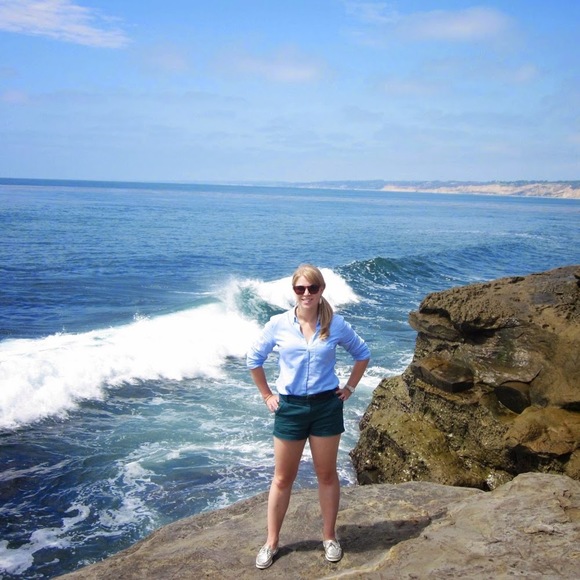 Meet your Posher, Lauren - Picture 1 of 1